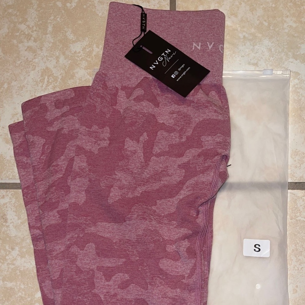 NVGTN leggings